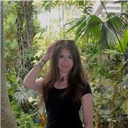 Laureata alla triennale di Scienze Naturali a UniPd, sono disponibile per ripetizioni di Scienze Naturali fascia elementari - medie. Vivo a Vicenza, sono automunita. Tuttavia frequentando la magistrale a PD, svolgerei le lezioni a Vicenza città